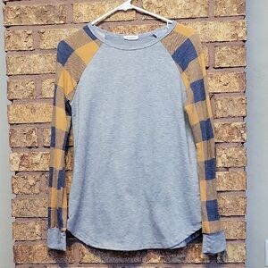 Viamor Plaid Long Sleeve Tee Size Small